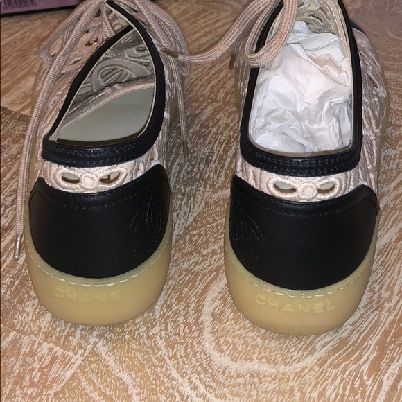 Chanel tennis shoes cutout tan cream black size 40 - Picture 6 of 6